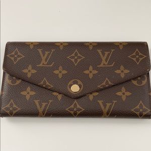 Louis Vuitton Sarah Wallet